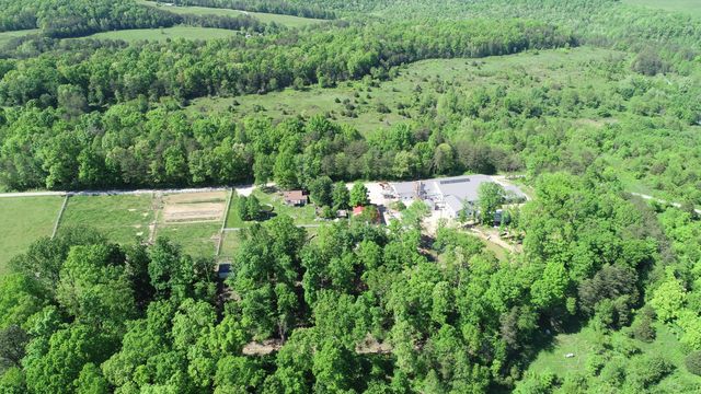 227 Callihan Road, East Bernstadt, KY 40729