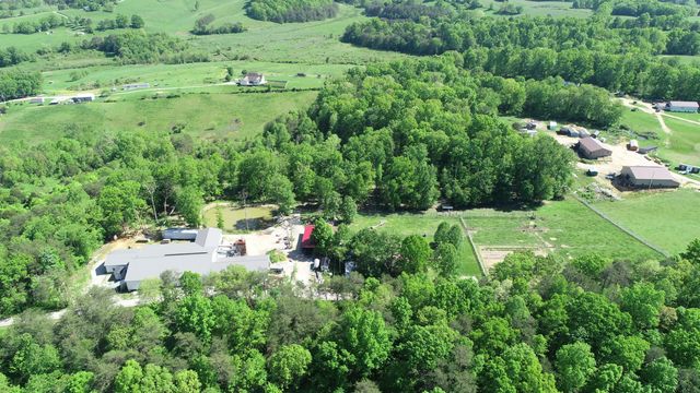227 Callihan Road, East Bernstadt, KY 40729