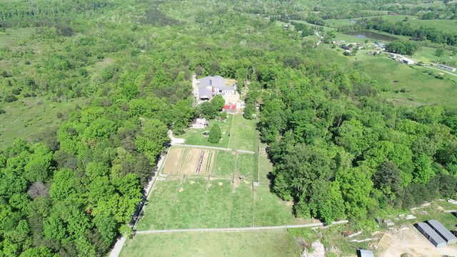 227 Callihan Road, East Bernstadt, KY 40729