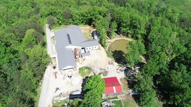 227 Callihan Road, East Bernstadt, KY 40729