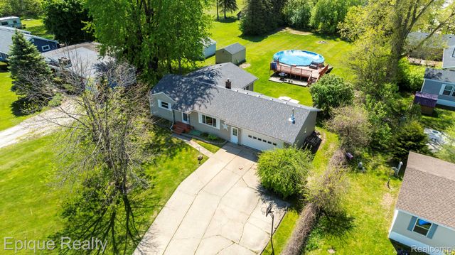 11110 Davison Road, Davison Township, MI 48423