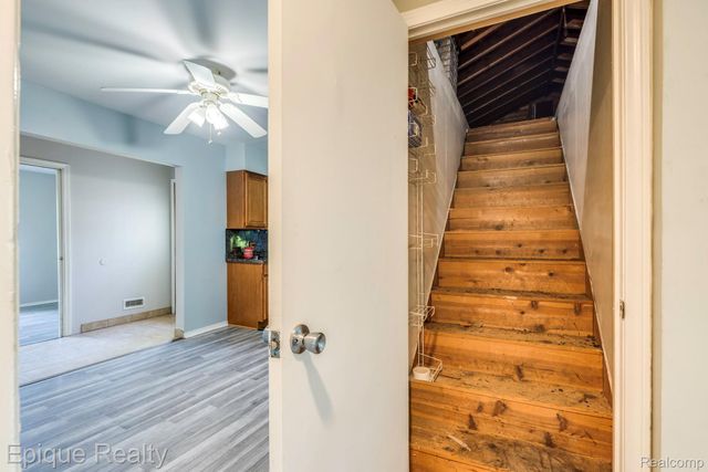 11110 Davison Road, Davison Township, MI 48423