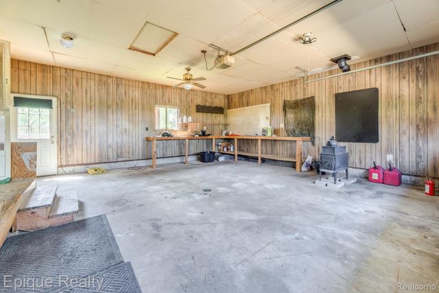 11110 Davison Road, Davison Township, MI 48423