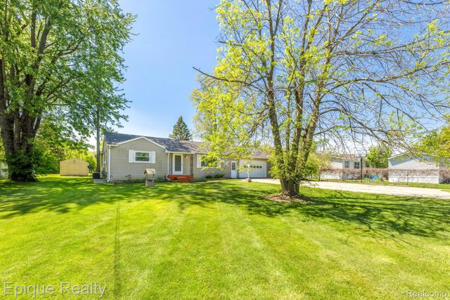 11110 Davison Road, Davison Township, MI 48423