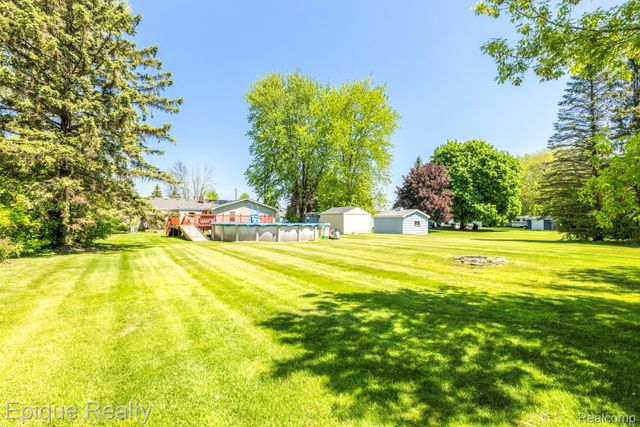 11110 Davison Road, Davison Township, MI 48423