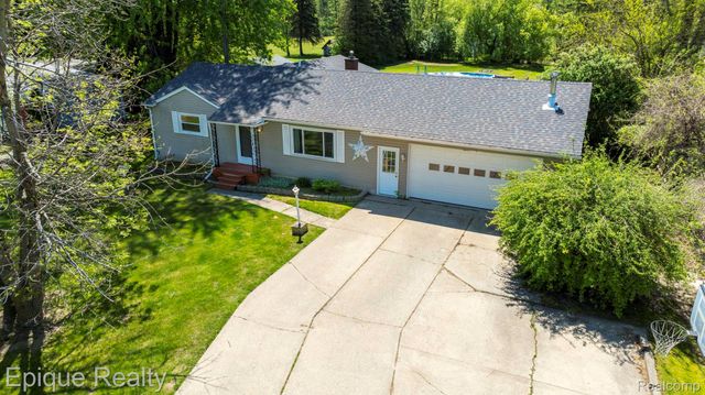 11110 Davison Road, Davison Township, MI 48423
