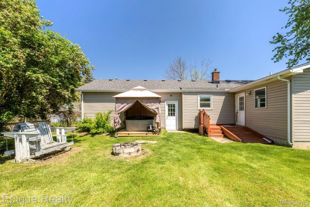 11110 Davison Road, Davison Township, MI 48423