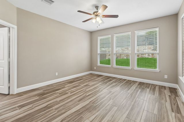 15424 Bluffdale Drive, Fort Worth, TX 76262