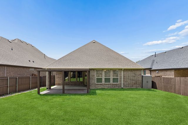 15424 Bluffdale Drive, Fort Worth, TX 76262