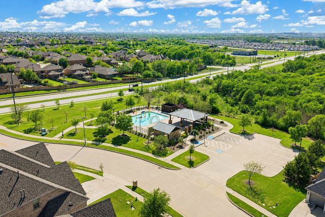 15424 Bluffdale Drive, Fort Worth, TX 76262