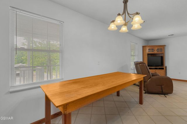 670 Bulls Gap St Clair Road, Bulls Gap, TN 37711