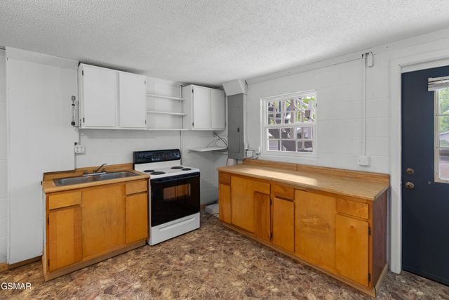 670 Bulls Gap St Clair Road, Bulls Gap, TN 37711