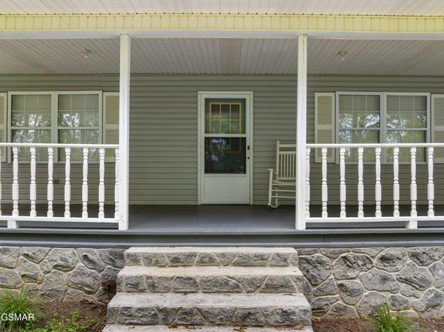 670 Bulls Gap St Clair Road, Bulls Gap, TN 37711