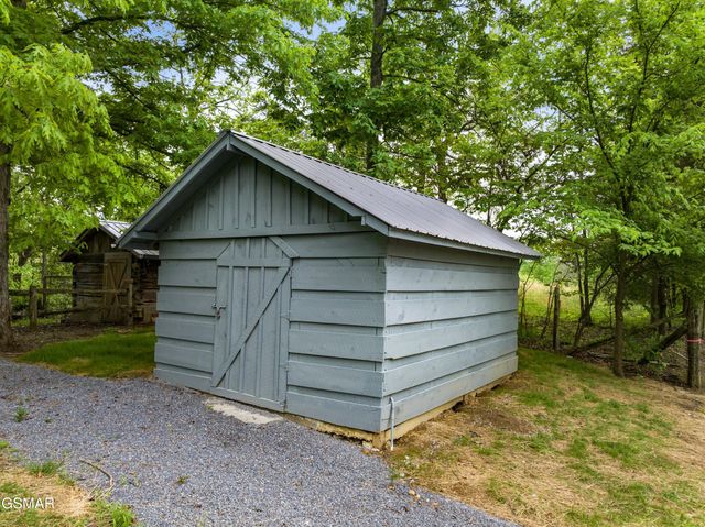 670 Bulls Gap St Clair Road, Bulls Gap, TN 37711