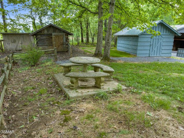 670 Bulls Gap St Clair Road, Bulls Gap, TN 37711
