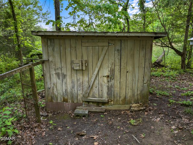 670 Bulls Gap St Clair Road, Bulls Gap, TN 37711