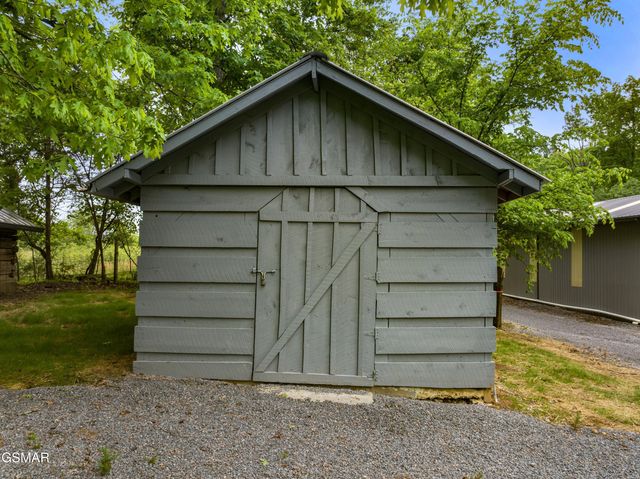 670 Bulls Gap St Clair Road, Bulls Gap, TN 37711