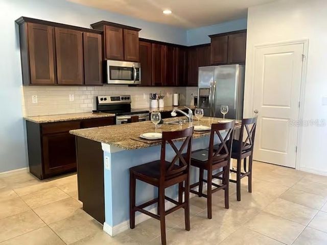 8618 PALMER PARK CIRCLE, Sarasota, FL 34238