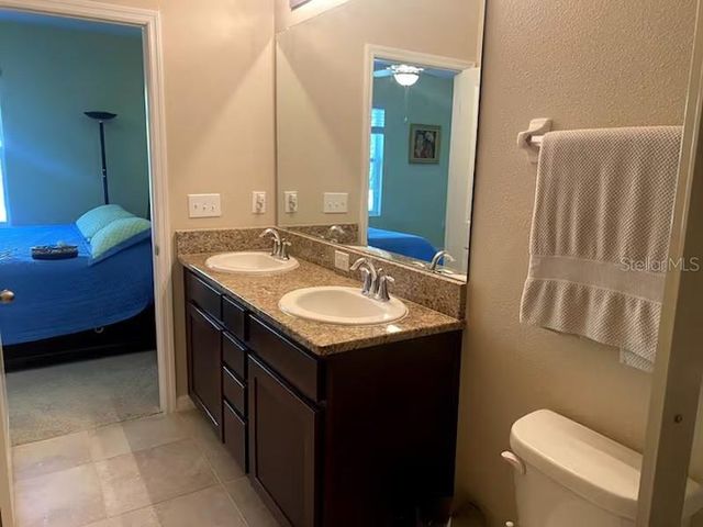 8618 PALMER PARK CIRCLE, Sarasota, FL 34238