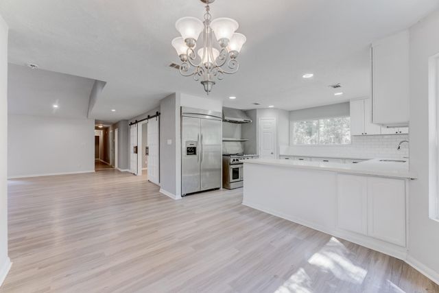 81 Oak Grove Lane, Conroe, TX 77304