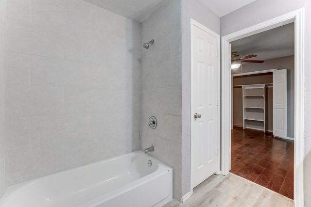 81 Oak Grove Lane, Conroe, TX 77304