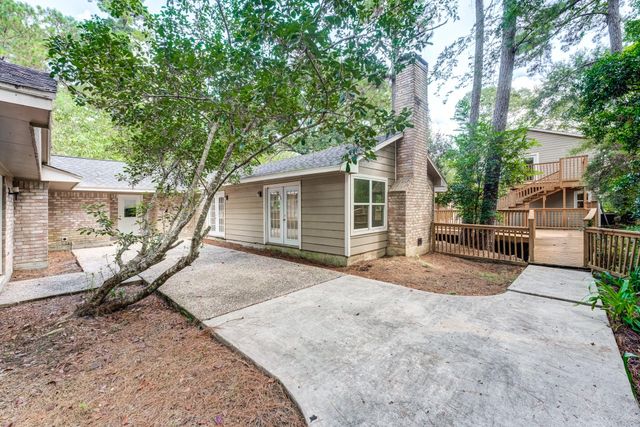 81 Oak Grove Lane, Conroe, TX 77304