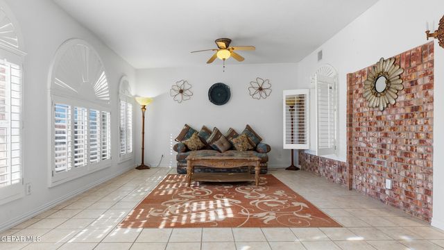 1273 SOUTHWESTERN Drive, El Paso, TX 79912