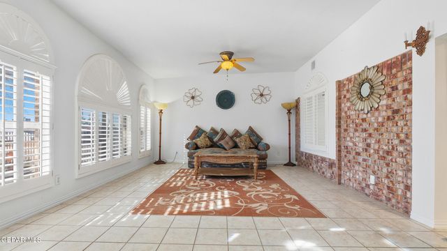 1273 SOUTHWESTERN Drive, El Paso, TX 79912