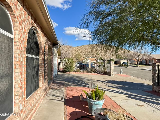 1273 SOUTHWESTERN Drive, El Paso, TX 79912