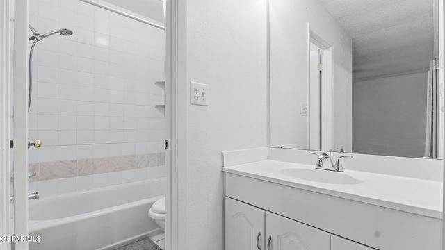 1273 SOUTHWESTERN Drive, El Paso, TX 79912