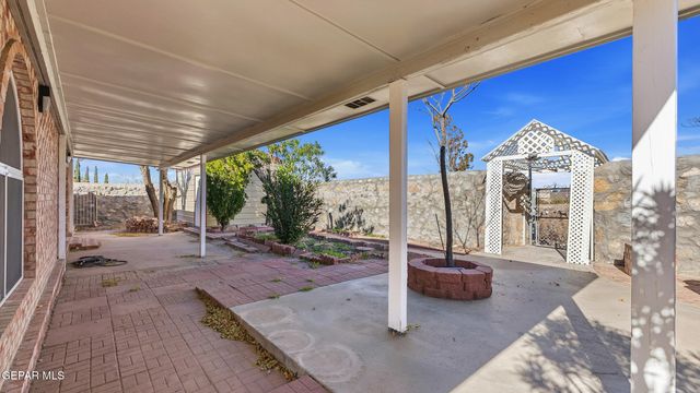 1273 SOUTHWESTERN Drive, El Paso, TX 79912