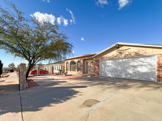 1273 SOUTHWESTERN Drive, El Paso, TX 79912
