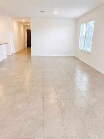1710 Vista Luna Drive, Texas City, TX 77591