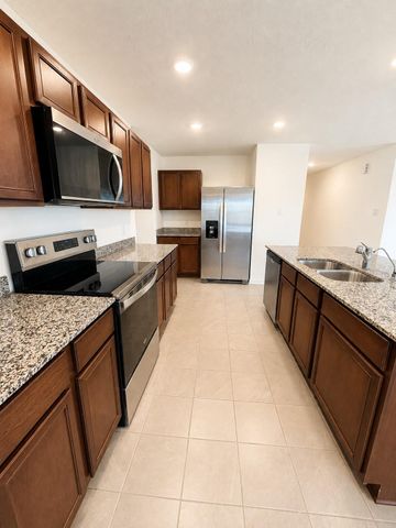 1710 Vista Luna Drive, Texas City, TX 77591