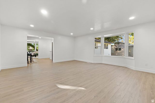 8657 S 910 E, Sandy, UT 84094