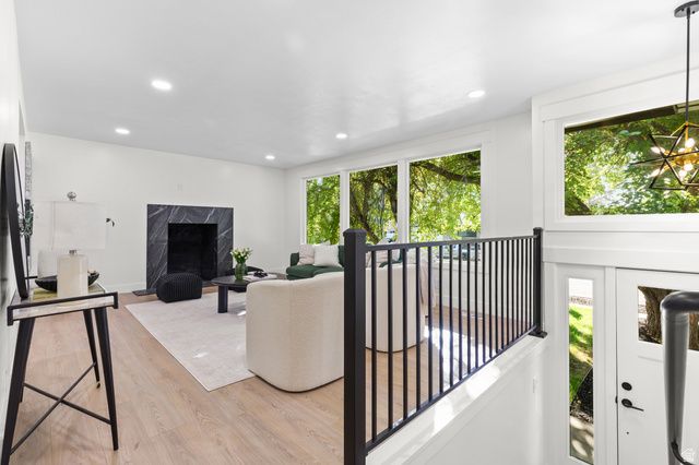 8657 S 910 E, Sandy, UT 84094