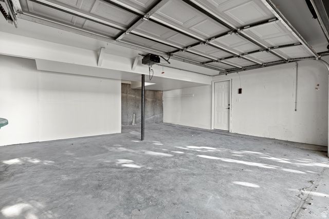 8657 S 910 E, Sandy, UT 84094