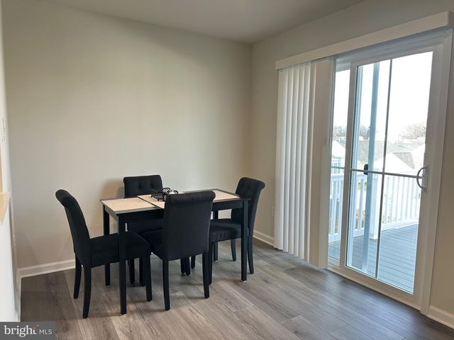 25 F FLOYD AVE, Beverly, NJ 08010