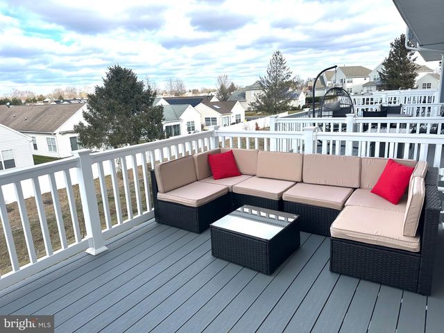 25 F FLOYD AVE, Beverly, NJ 08010