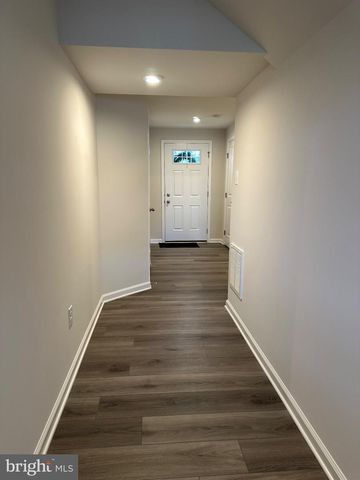 25 F FLOYD AVE, Beverly, NJ 08010