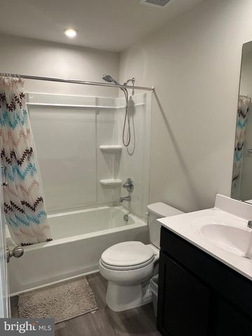 25 F FLOYD AVE, Beverly, NJ 08010