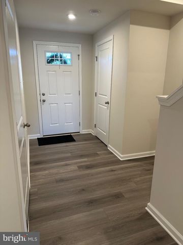 25 F FLOYD AVE, Beverly, NJ 08010