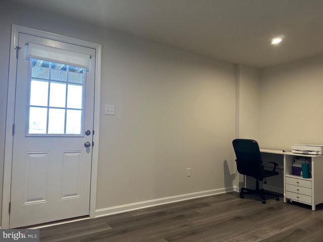 25 F FLOYD AVE, Beverly, NJ 08010