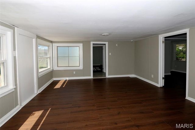 441 Bluff Drive, Riverview, MO 63137