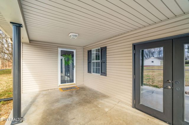 4728 Ridge Grove Rd, Knoxville, TN 37918