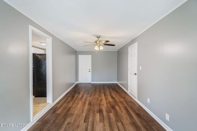 4728 Ridge Grove Rd, Knoxville, TN 37918