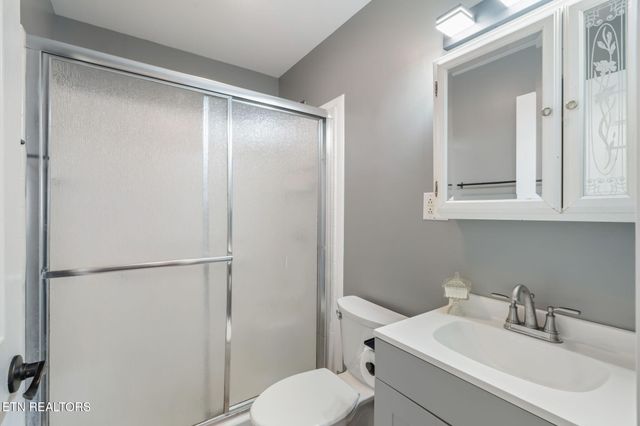 4728 Ridge Grove Rd, Knoxville, TN 37918