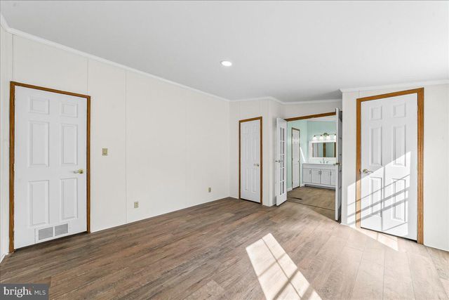 643 KING ROW RD, Oxford, PA 19363