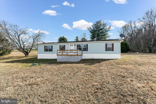 643 KING ROW RD, Oxford, PA 19363