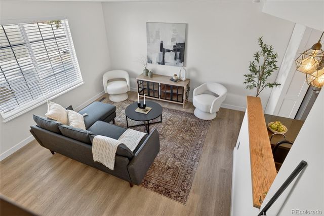 1531 S Queen Street, Denver, CO 80232